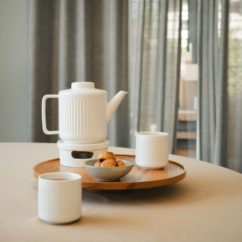 Teapots Skagen ar sildītāju un 2 krūzītēm