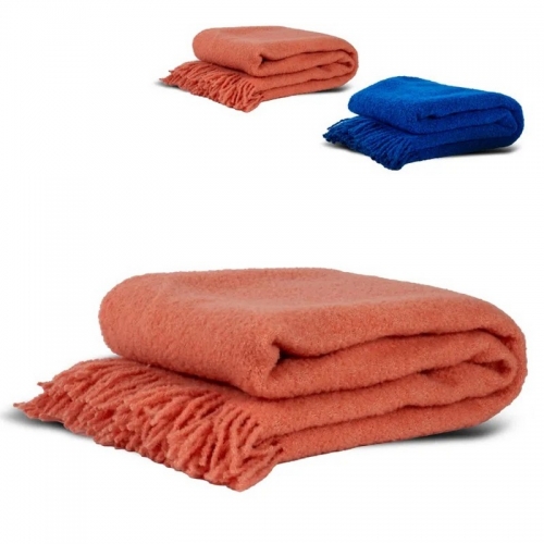Pledi Byon Throw Franca ar apdruku (cena bez logo)