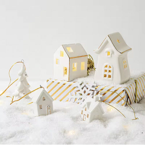 Porcelāna Ziemassvētku rotājumu kolekcija “Baltā Ciema Pasaka”