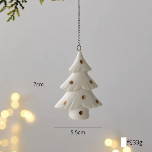 Porcelāna Ziemassvētku rotājumu kolekcija “Baltā Ciema Pasaka”